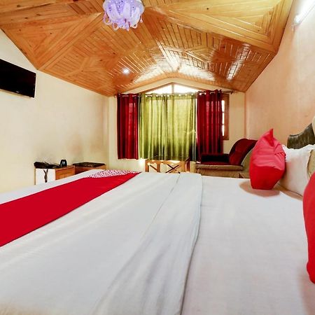 Oyo Hotel C Шимла Екстериор снимка