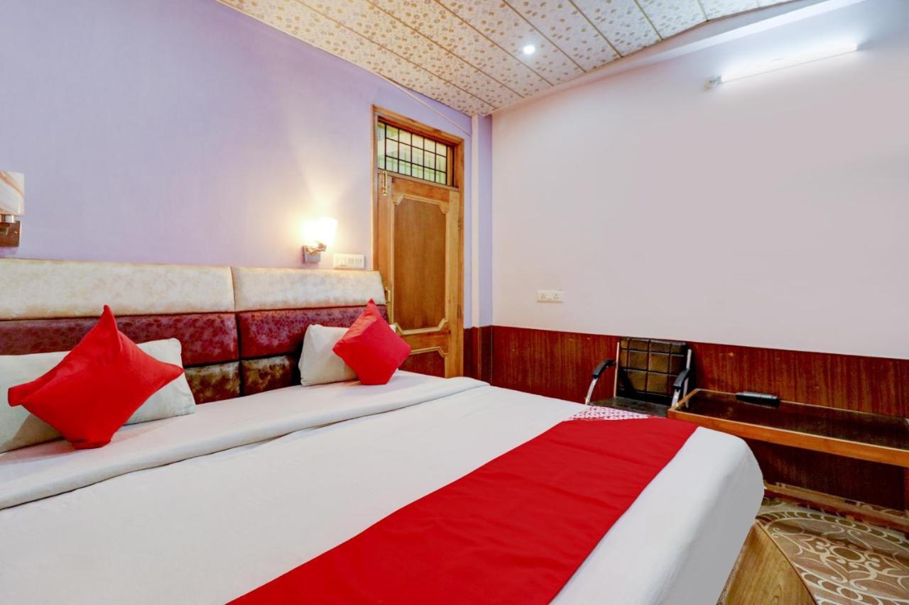 Oyo Hotel C Шимла Екстериор снимка