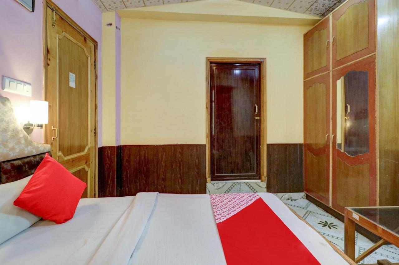 Oyo Hotel C Шимла Екстериор снимка