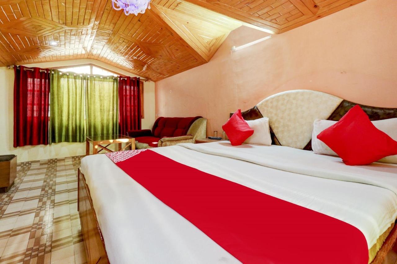 Oyo Hotel C Шимла Екстериор снимка