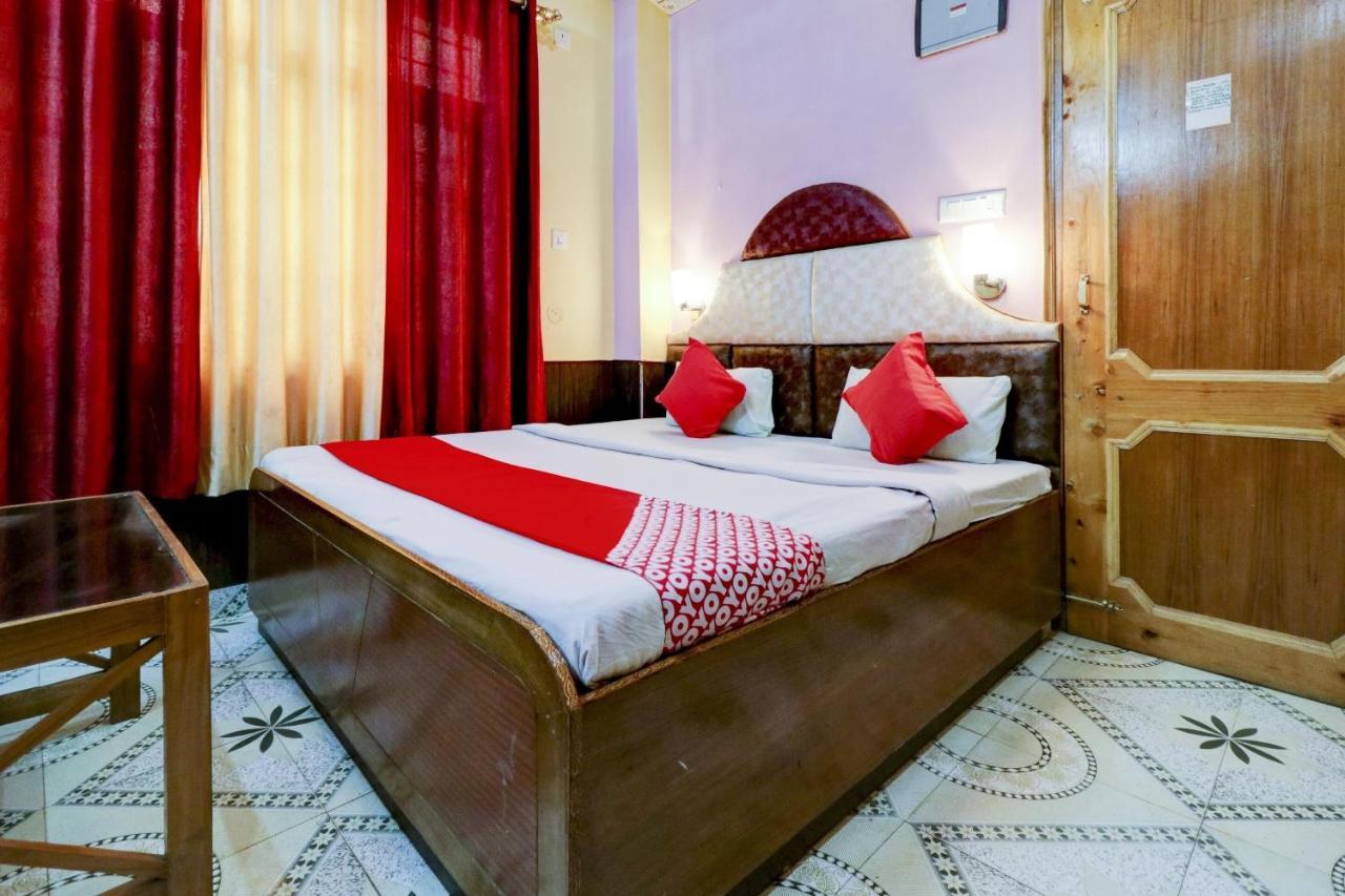 Oyo Hotel C Шимла Екстериор снимка